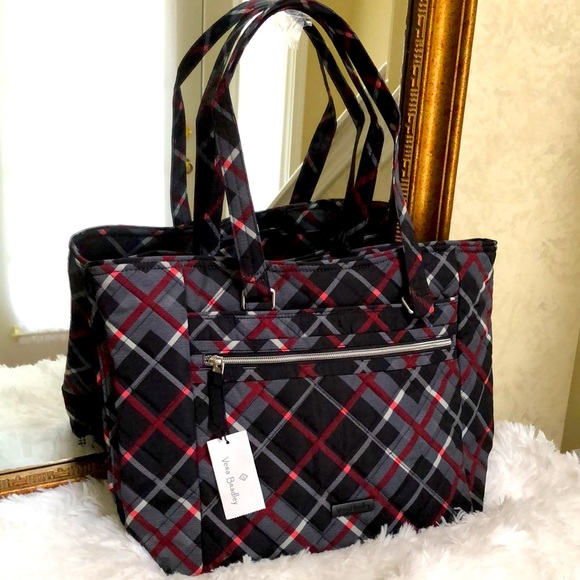 New Vera Bradley Work Tote. A nice bag with many compartments and laptop holder. - Picture 16 of 17